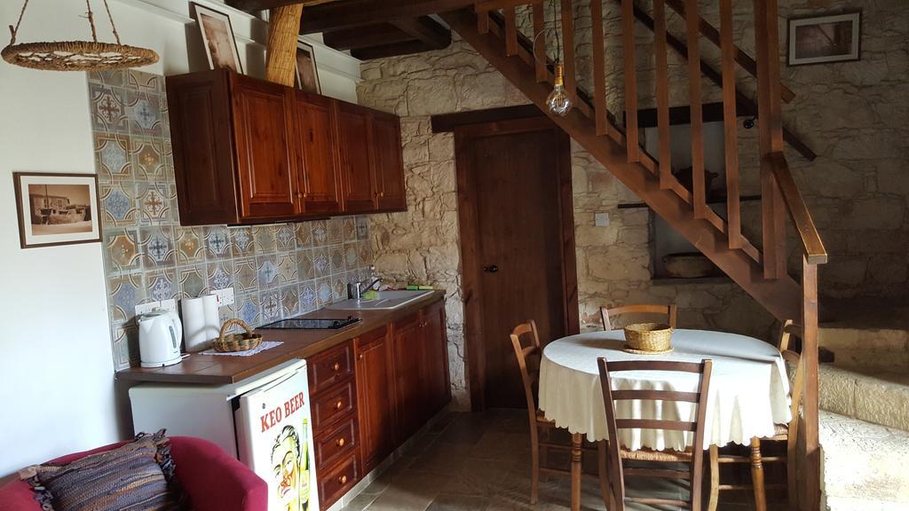 Michalis Anoyia Traditional Stonehouse Kathikas Ngoại thất bức ảnh